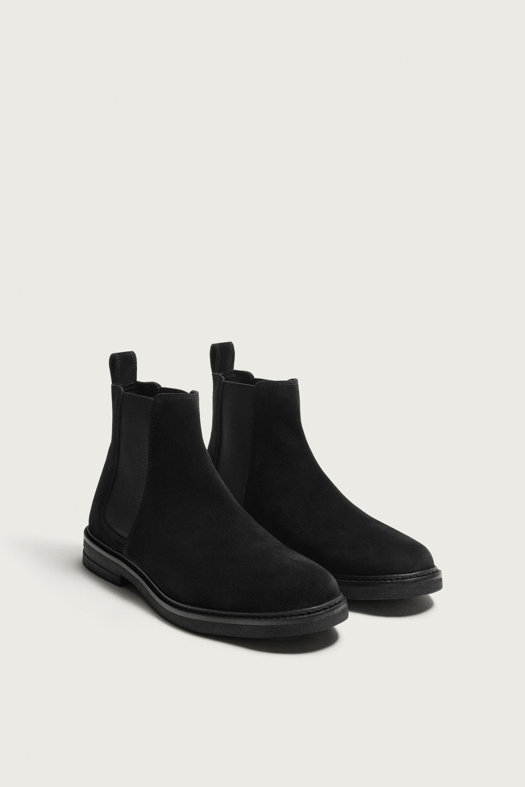 LEATHER CHELSEA BOOTS — Black