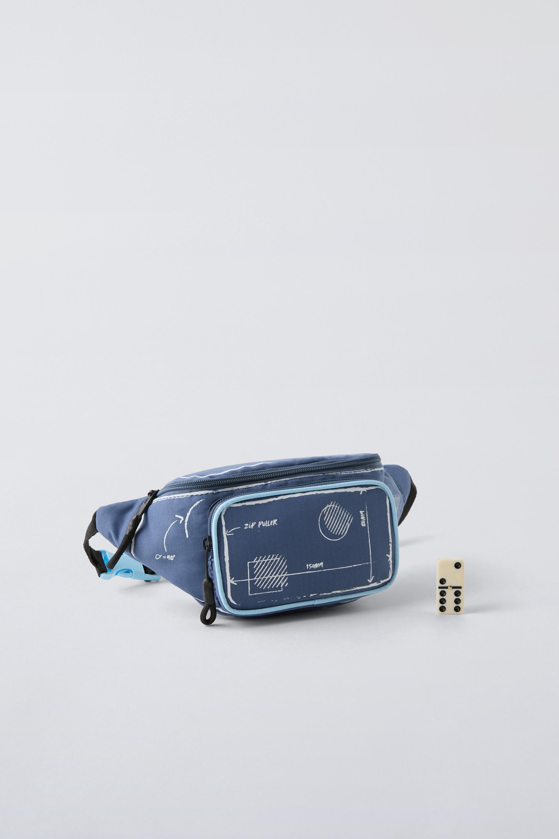 BELT BAG WITH SLOGAN