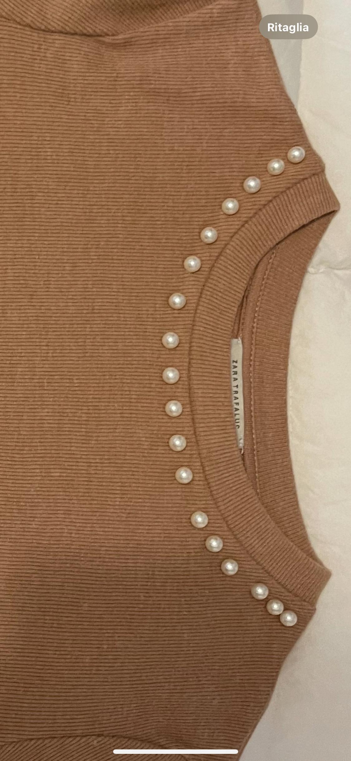 SOFT T-SHIRT WITH FAUX PEARLS - Image 3