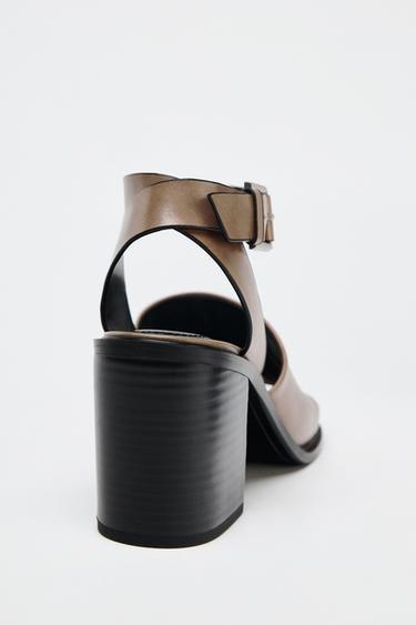 SANDALES À TALONS EN CUIR - Gris taupe de Zara - Image 5