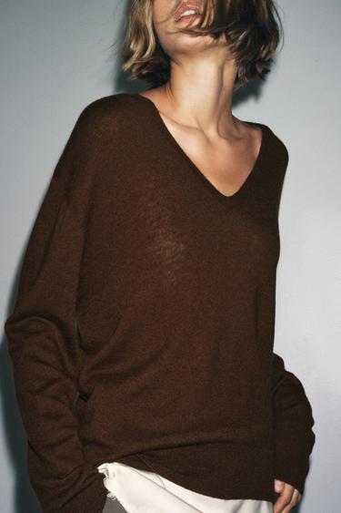100% EXTRA-SOFT WOOL V-NECK SWEATER - Brown by Zara