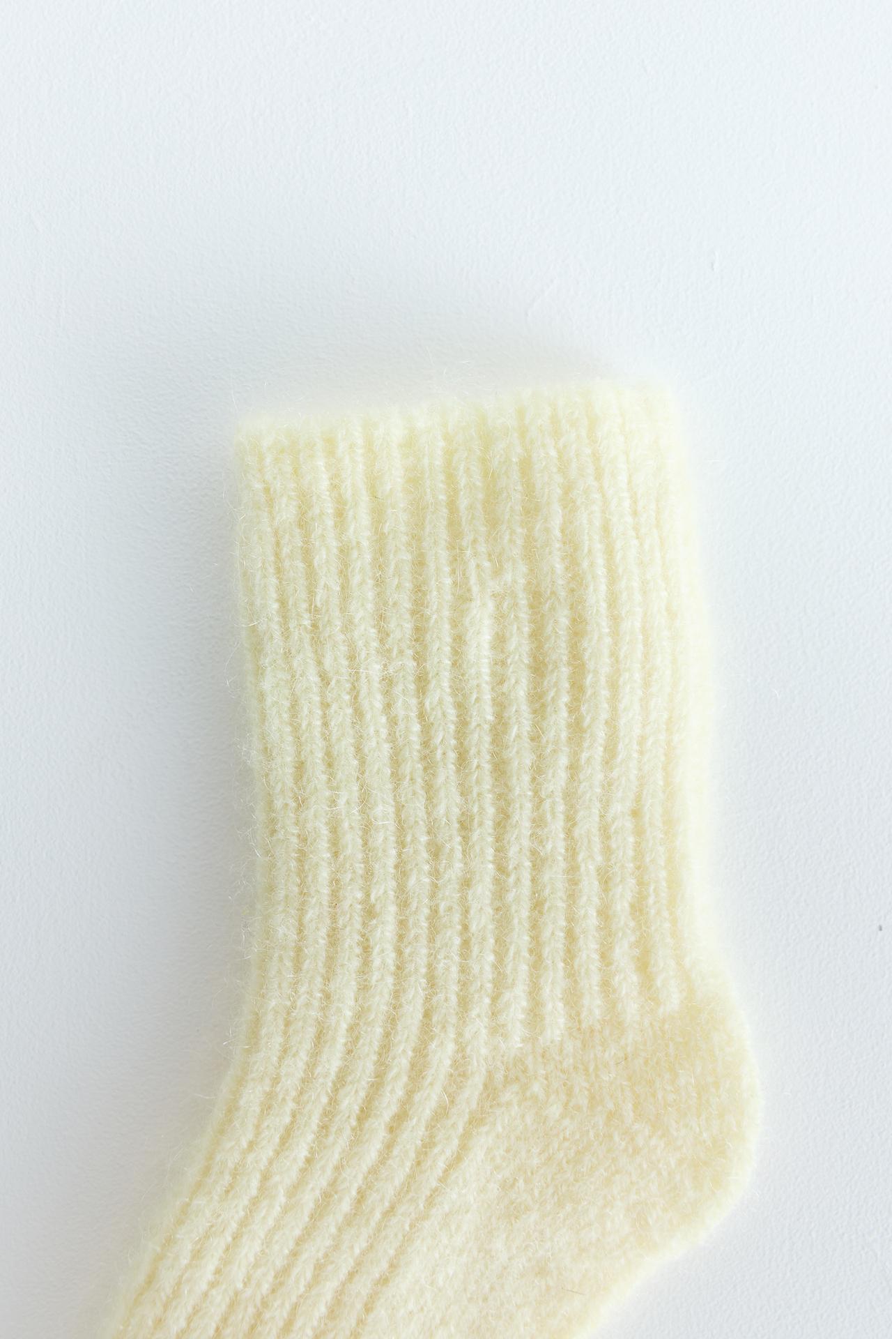Zara Timeless - Cashmere Socks — Light yellow