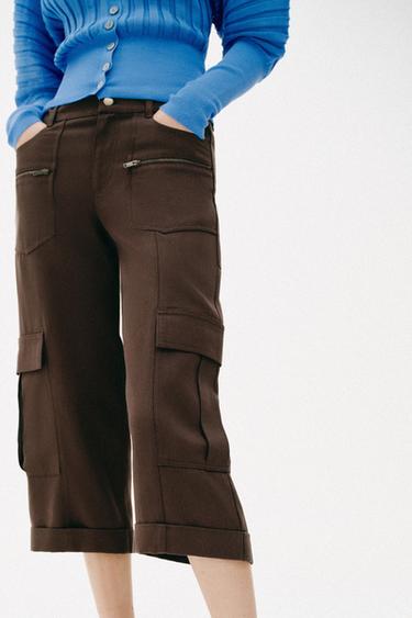 PANTALÓN CARGO CAPRI - Marrón de Zara