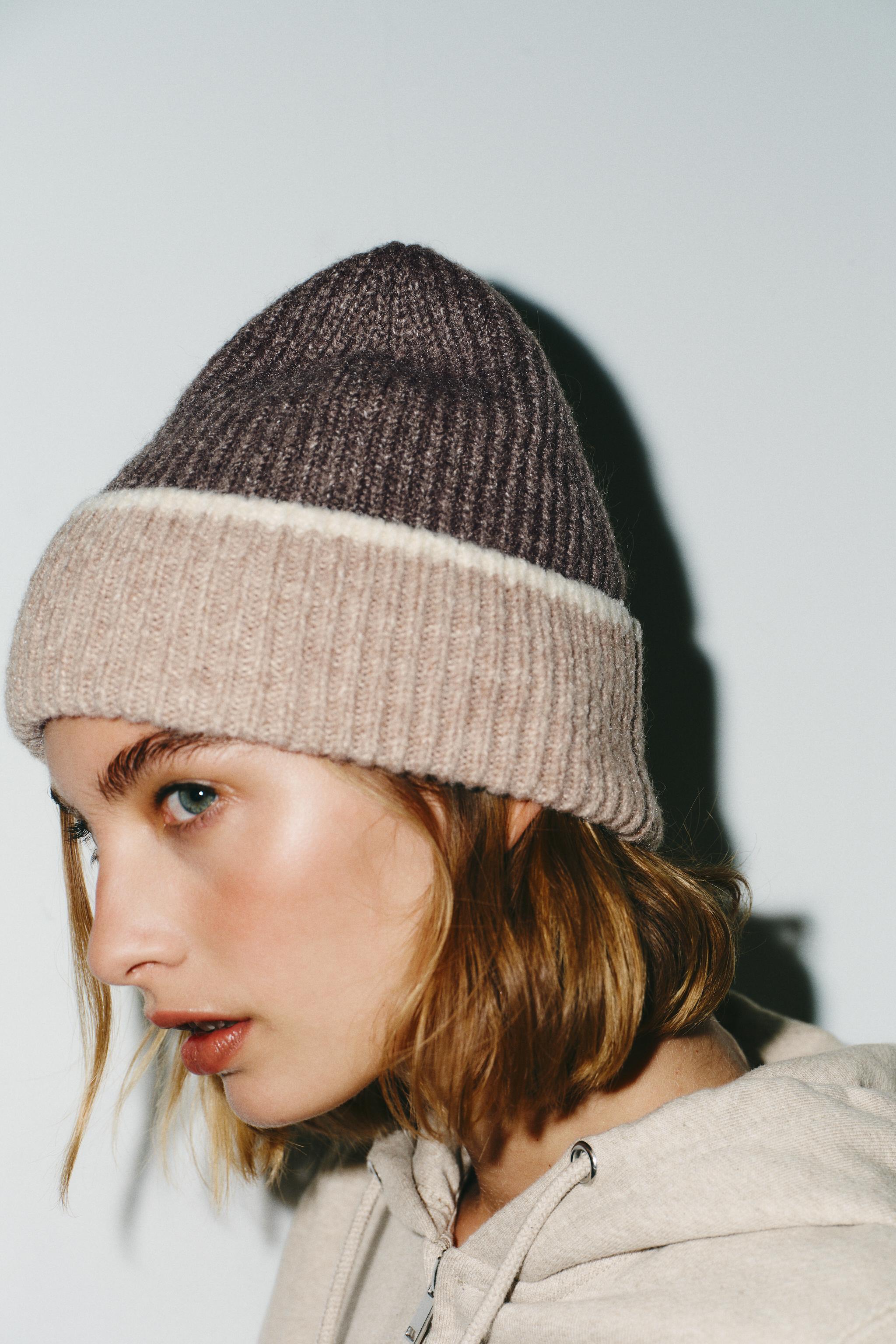 COMBINATION KNIT BEANIE