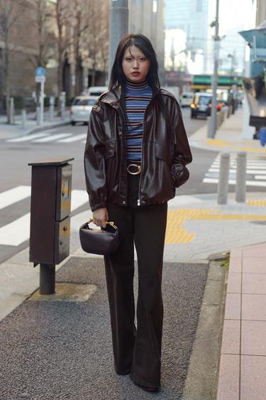 フェイクレザー ボンバージャケットダークブラウンZaraのフェイクレザー ボンバージャケット - ダークブラウン 