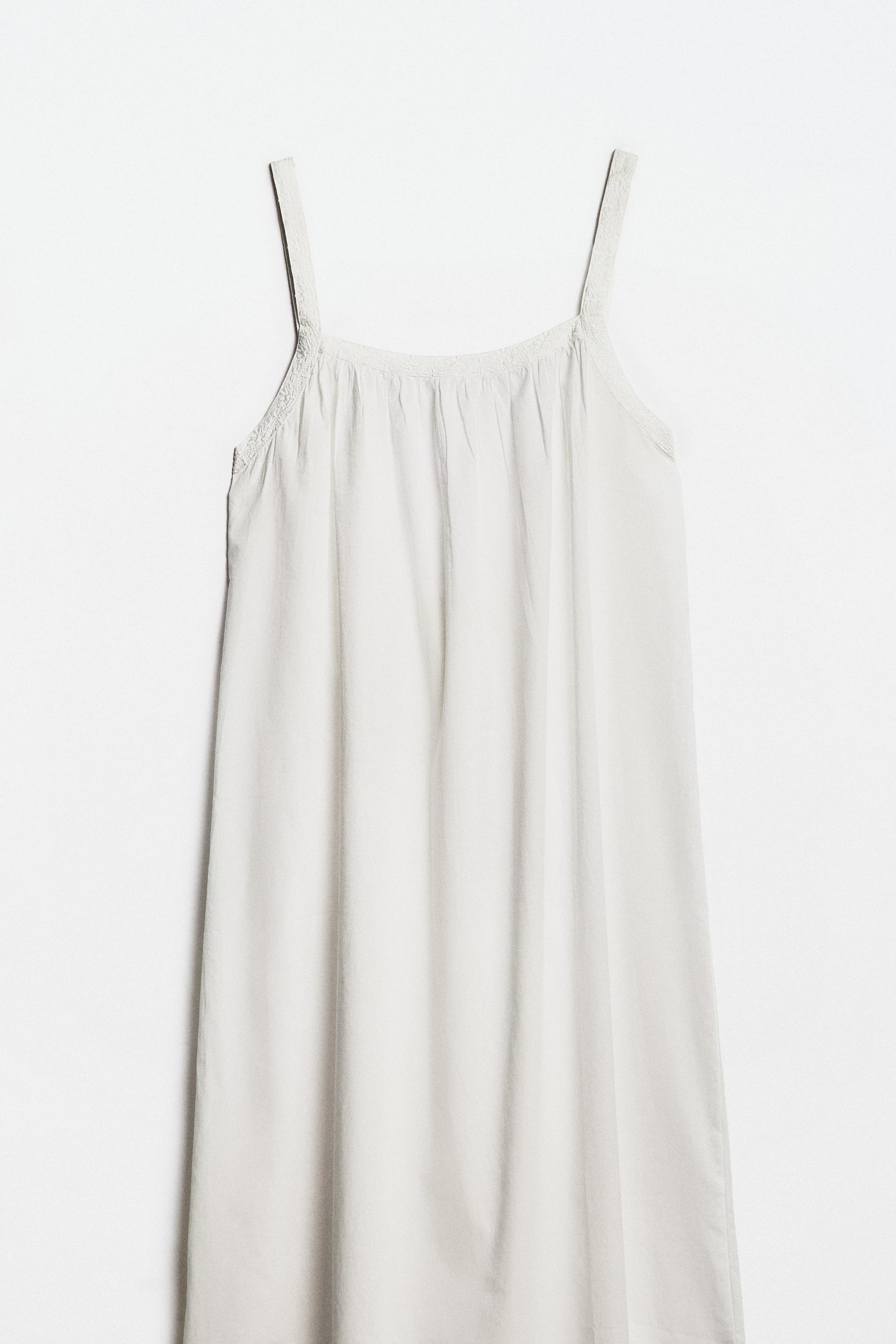 EMBROIDERED COTTON NIGHTGOWN