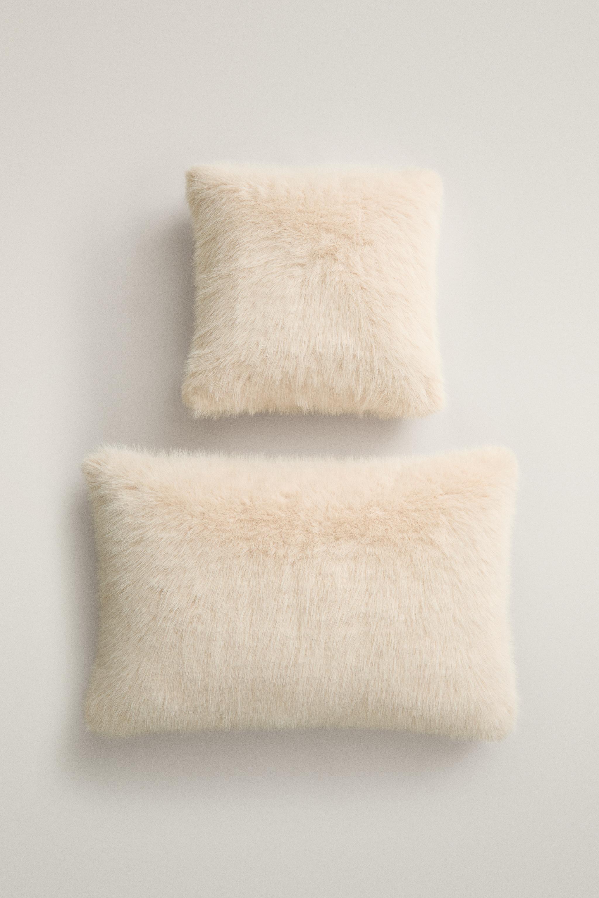 LONG FAUX FUR THROW PILLOW COVER