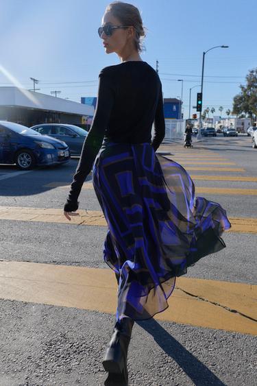 Zara ASIMETRIČNA MIDI SUKNJA S UZORKOM – raznobojno