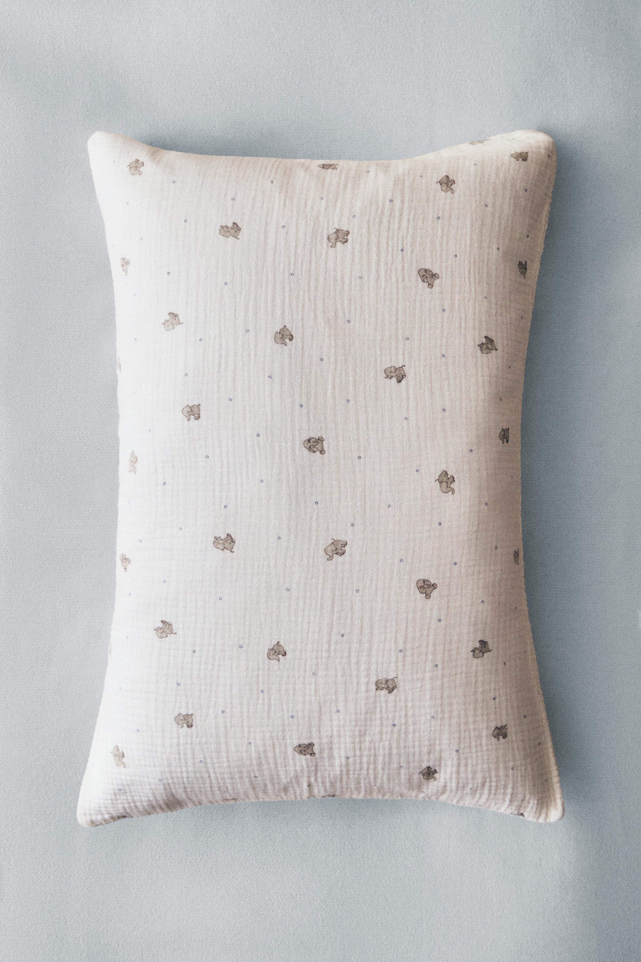 CHILDREN'S MUSLIN ELEPHANT PILLOWCASE