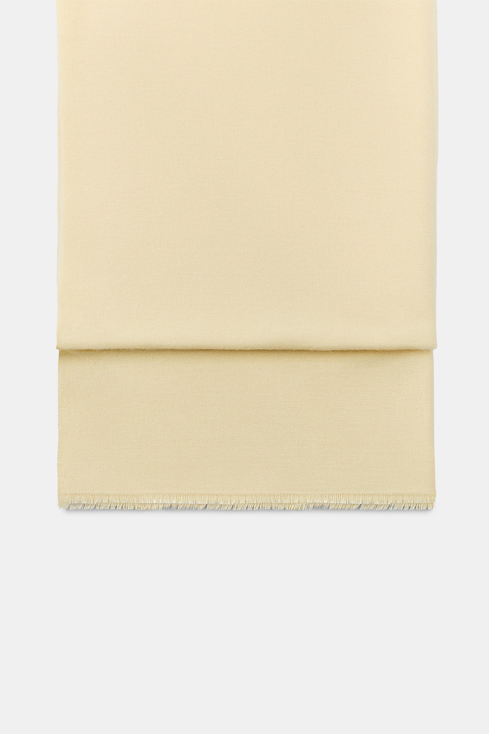 SOFT PLAIN SCARF