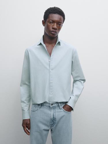 Camisa denim slim fit - Raya verde de Zara