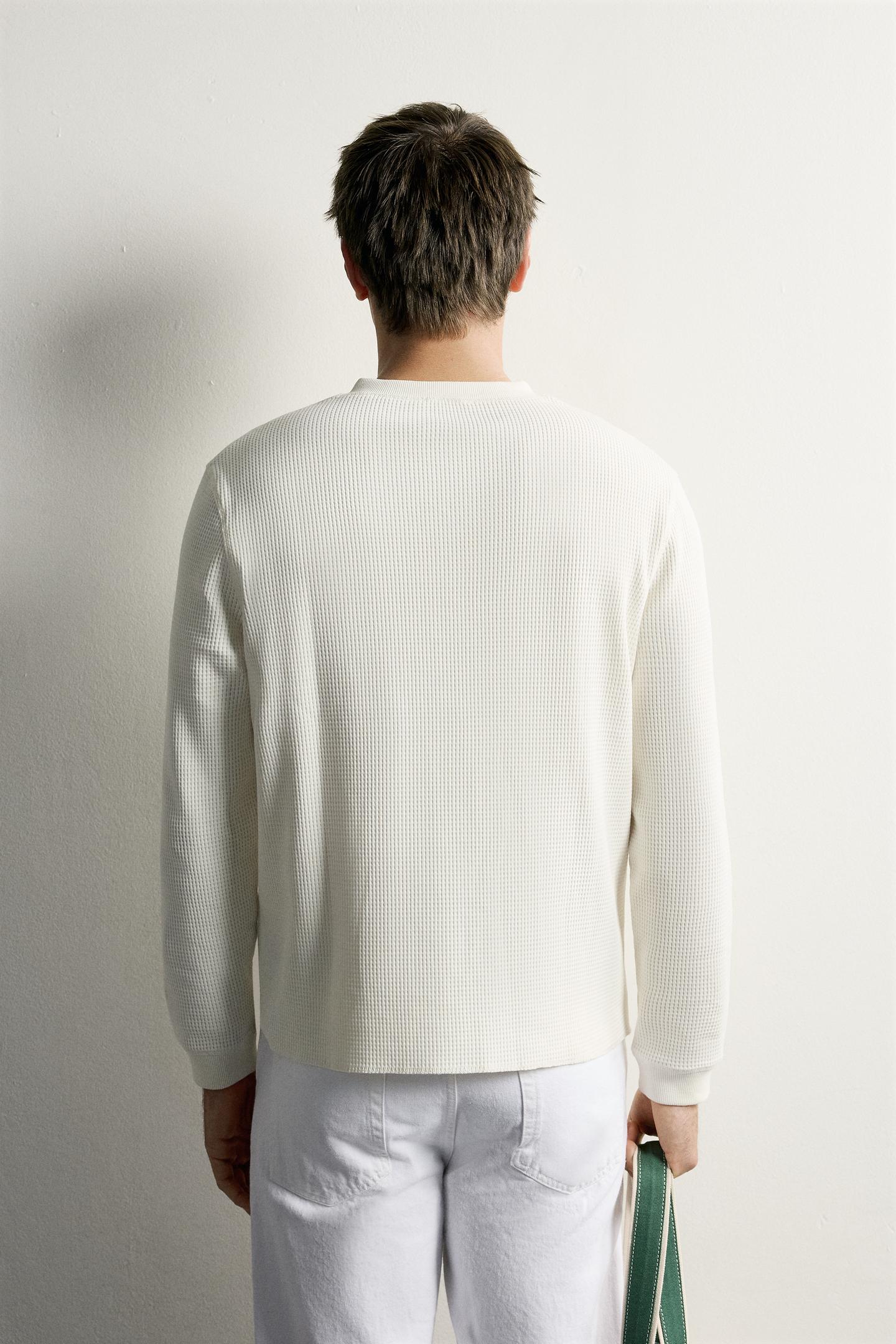 Мужская футболка Zara Waffle-Knit Henley, цвет: Экрю — фото 3