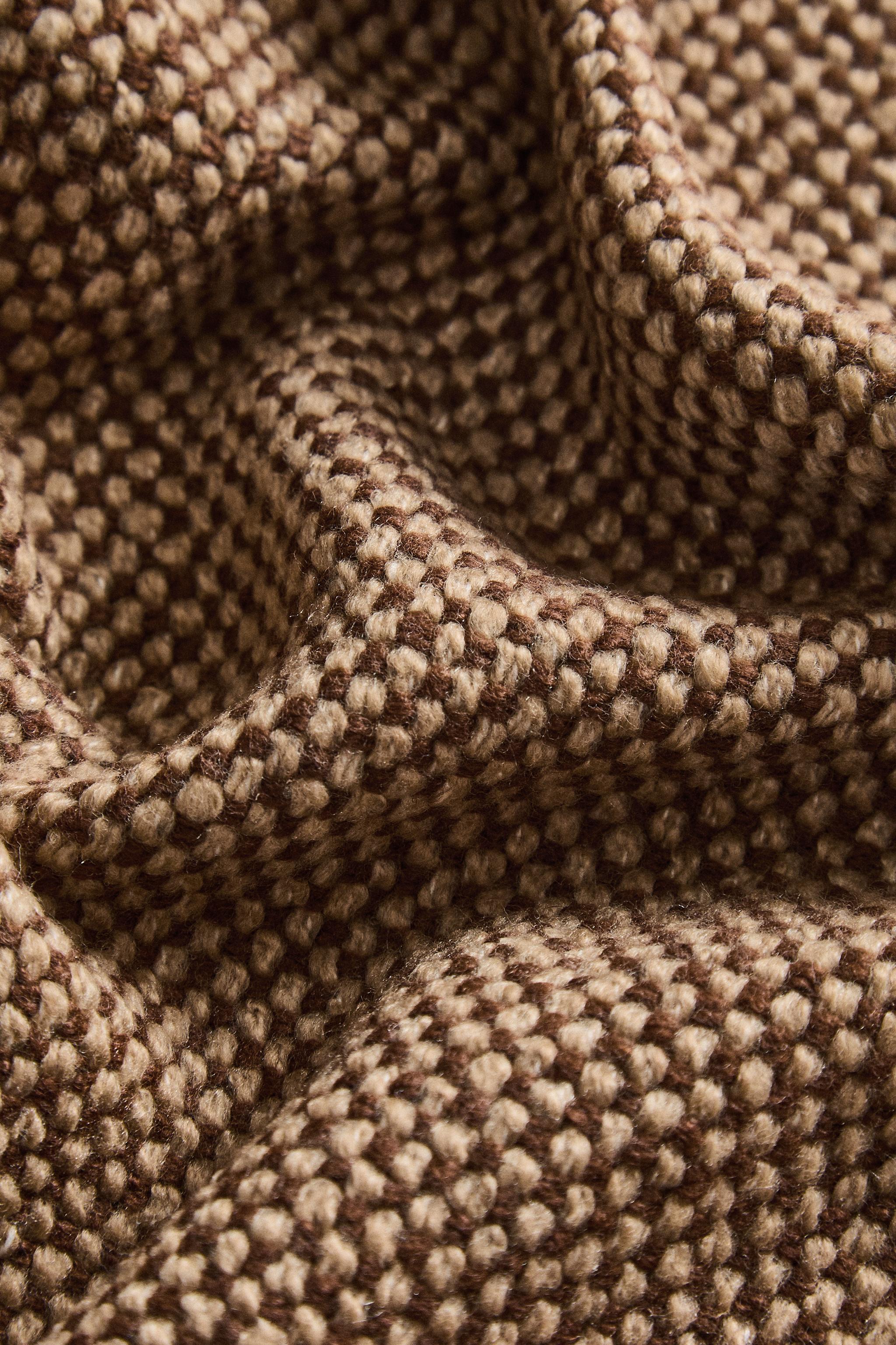 FRINGED BLANKET