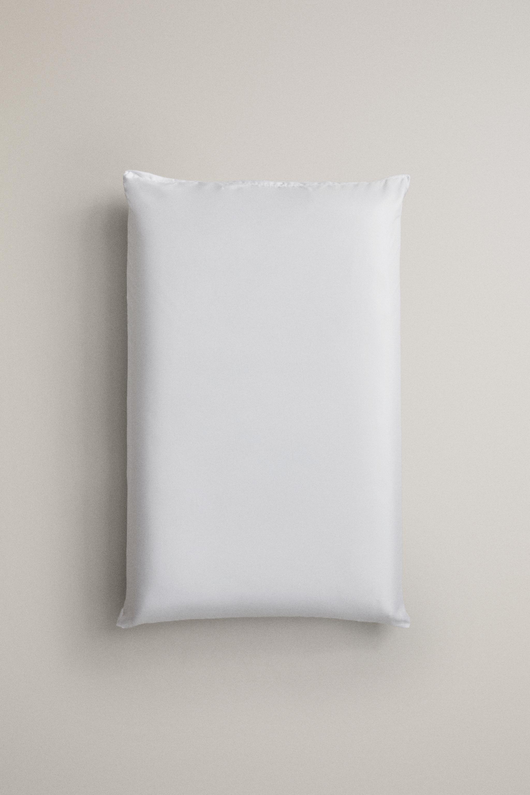 Zara MEMORY FOAM BLOCK PILLOW