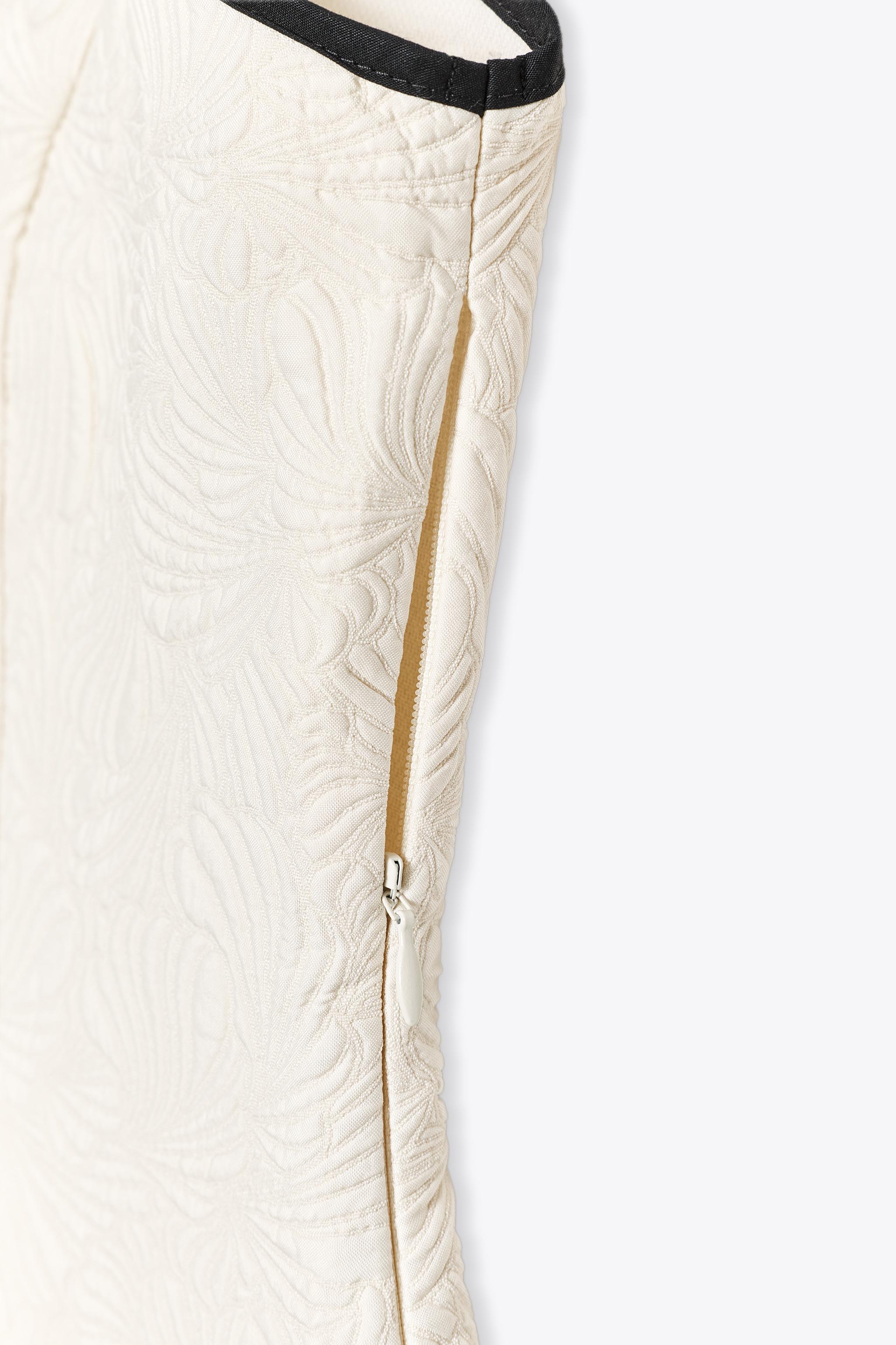 TOP JACQUARD PÉPLUM