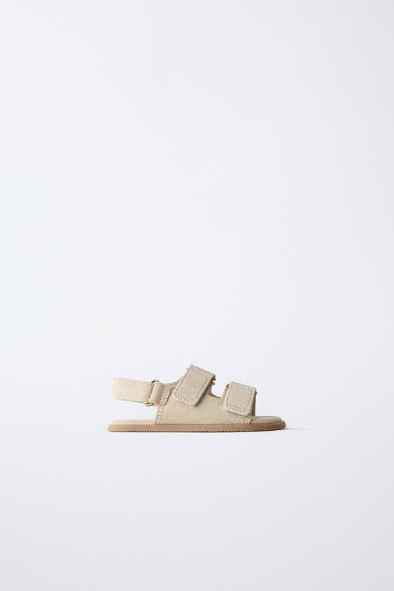 SANDALIA BAREFOOT DOBLE TIRA PIEL - Marrón Arena de Zara - Imagen 0