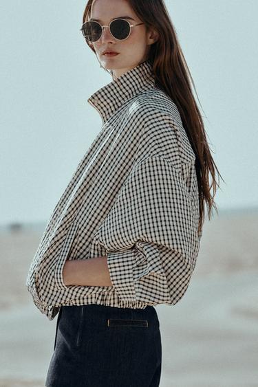 BLOUSON BOMBER À CARREAUX - Noir / Écru de Zara - Image 3