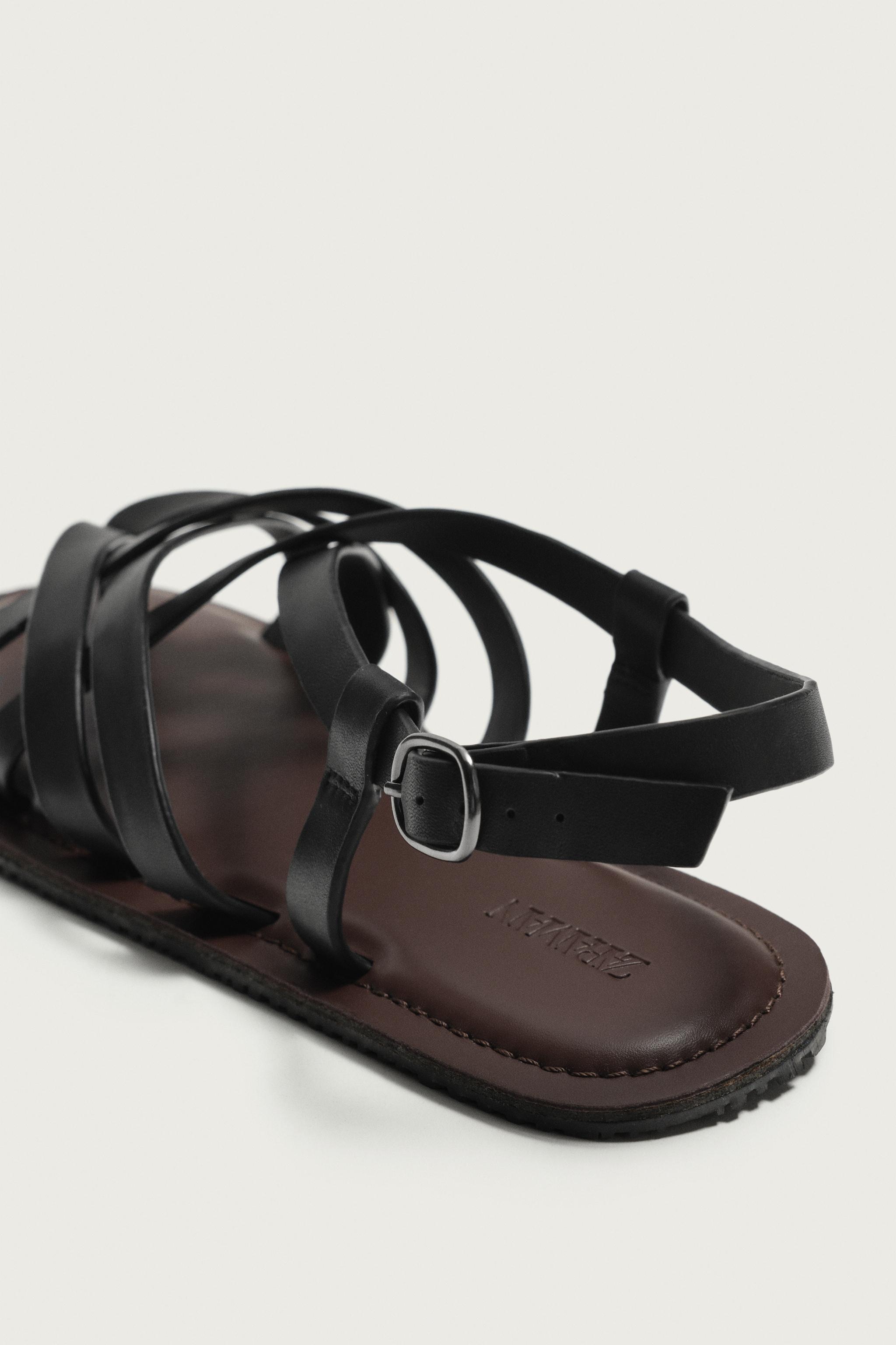 LEATHER STRAPPY SANDALS