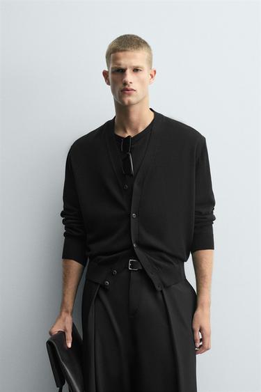 LIGHTWEIGHT TEXTURED CARDIGAN - Black by Zara