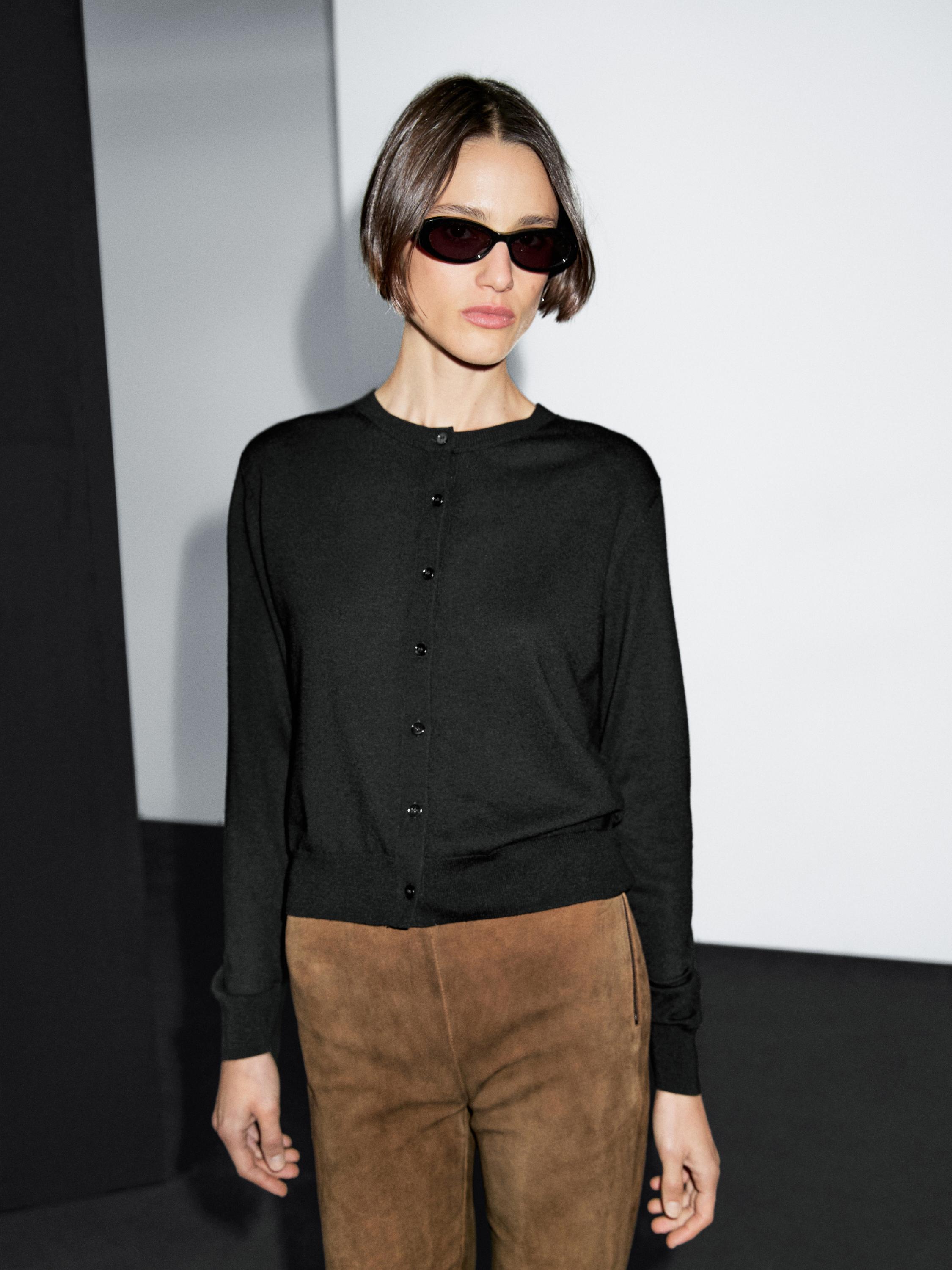 Wool blend knit cardigan with crew neck