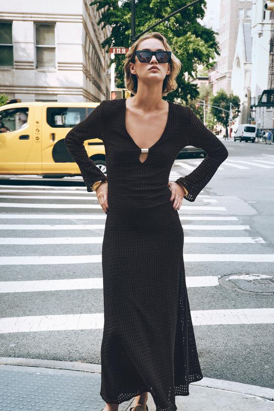 MIDI CROCHET DRESS WITH HARDWARE