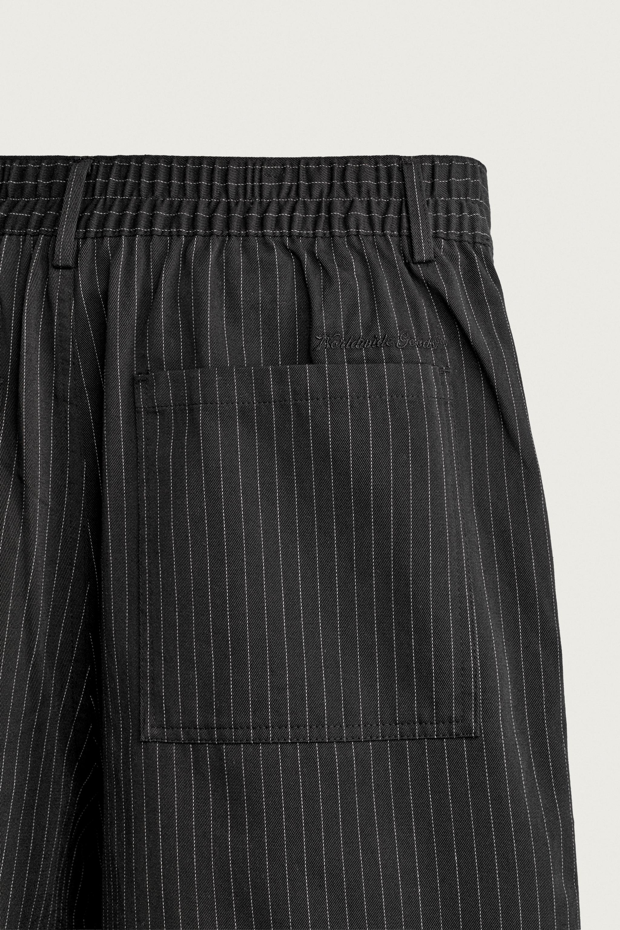PINSTRIPE BAGGY FIT SHORTS - Black | ZARA United States