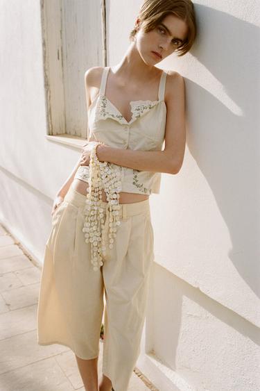 EMBROIDERED POPLIN TOP - Beige by Zara