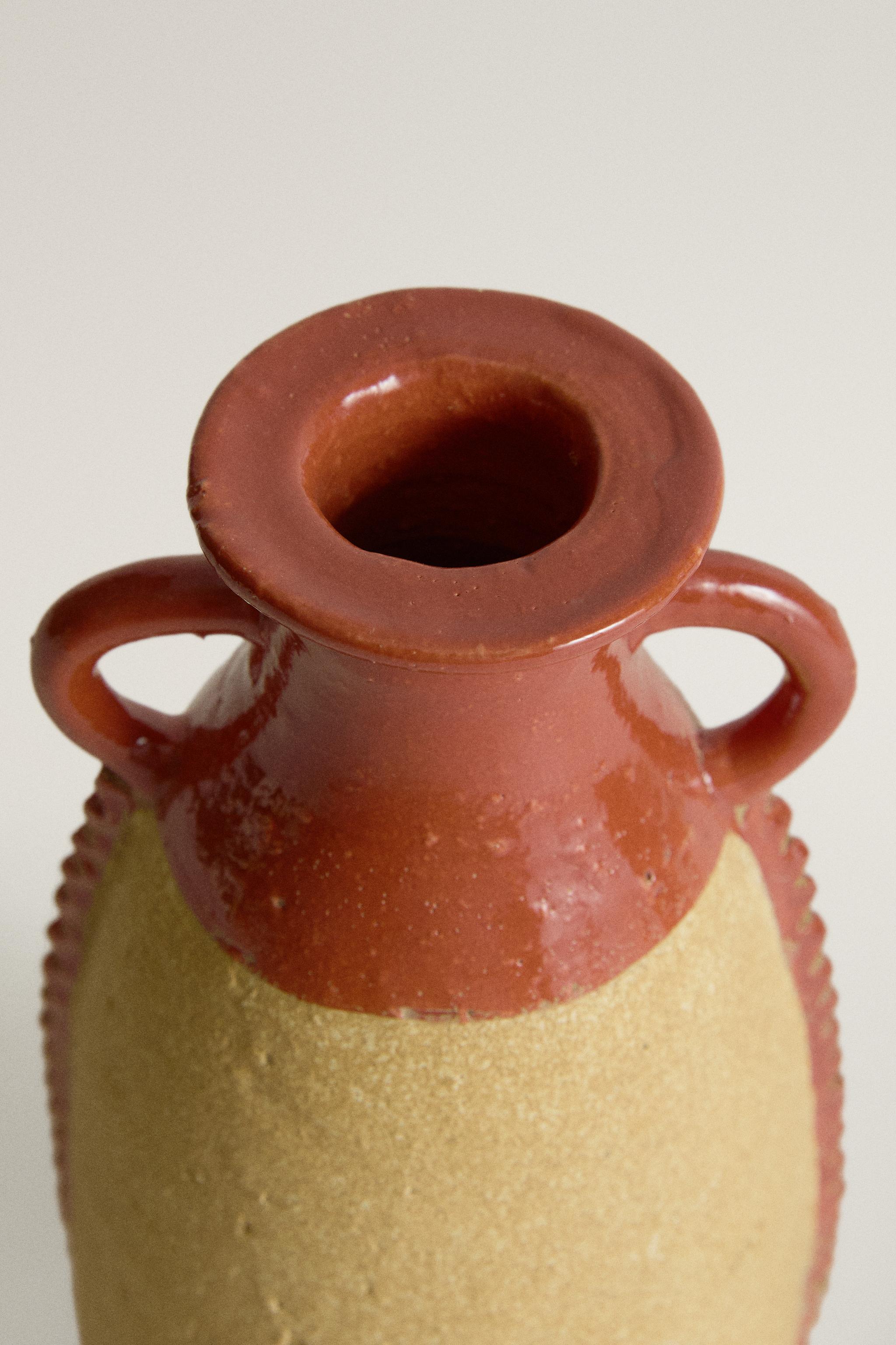 TERRACOTTA DECORATIVE VASE WITH HANDLES