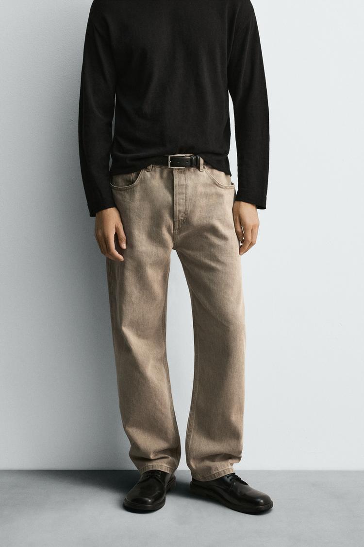 SLIM STRAIGHT FIT JEANS
