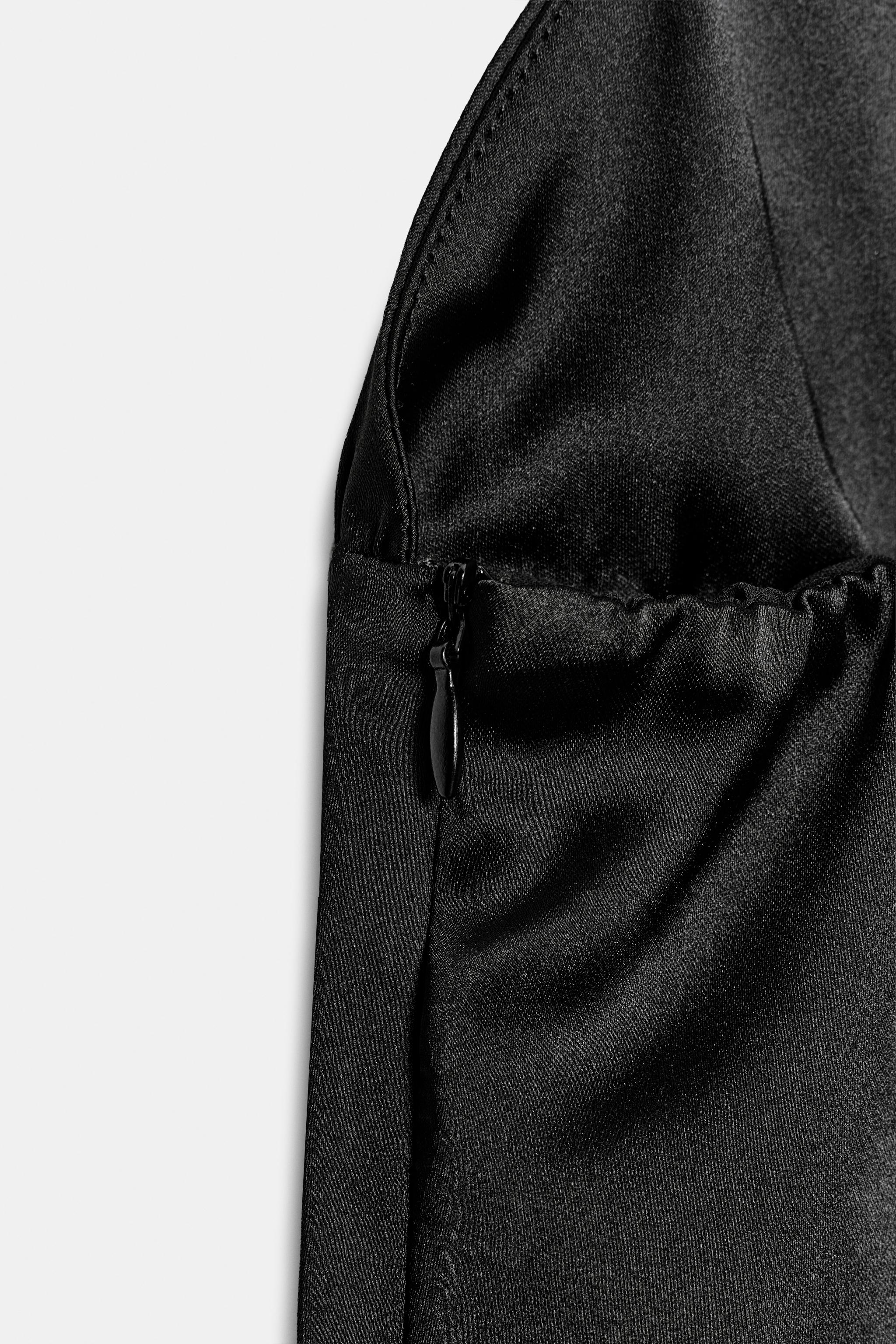 ROBE MINI SATINÉE À BRETELLES