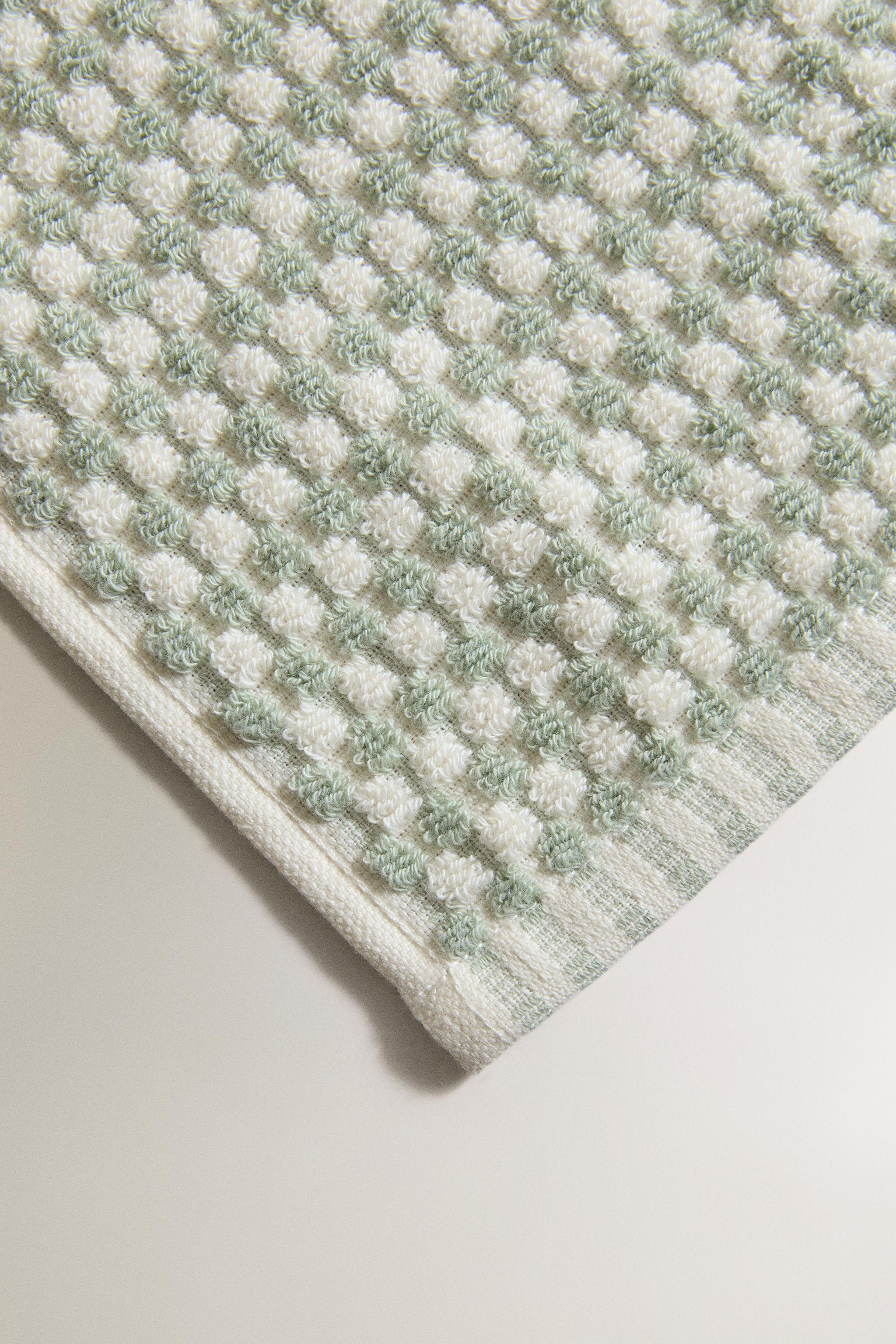 SERVIETTE DE BAIN EN COTON TEXTURÉ