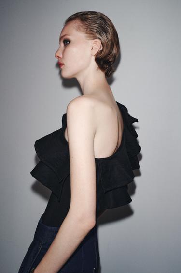 ASYMMETRIC CONTRAST RUFFLE BODYSUIT - Black by Zara - Image 2
