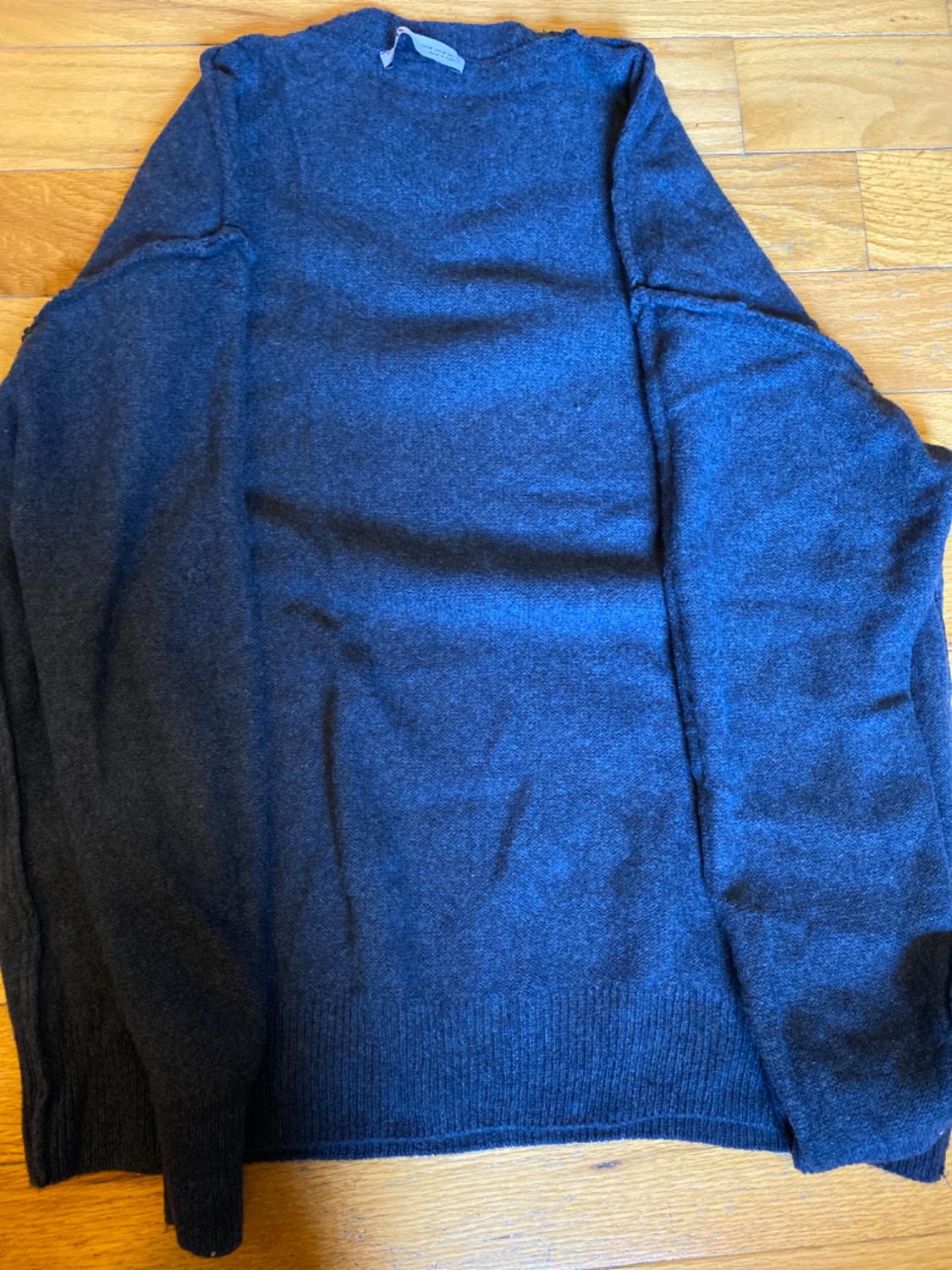 CASHMERE KNIT SWEATER - Image 3