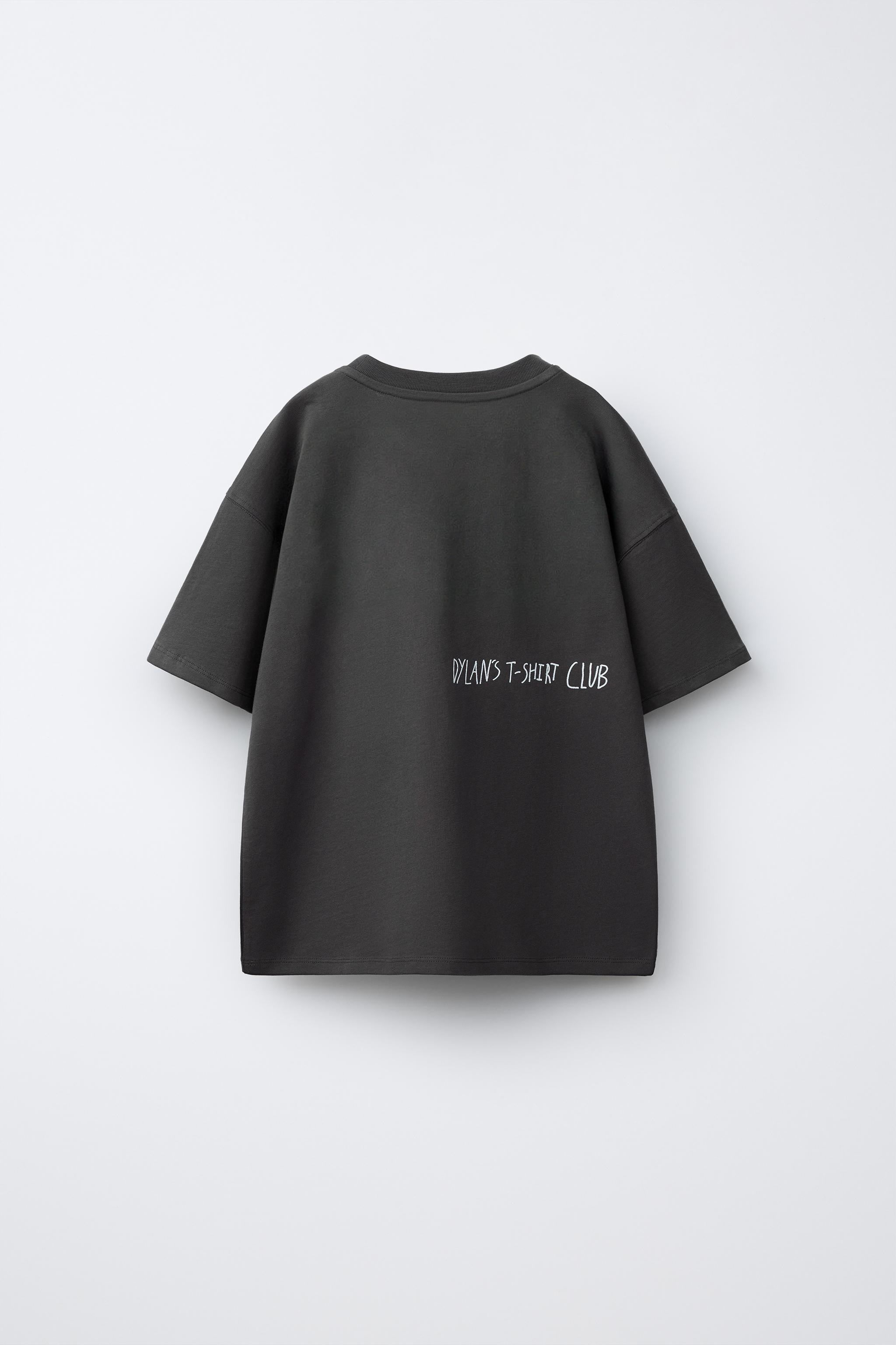 T-SHIRT MET JURASSIC PARK© X DYLAN´S T-SHIRT CLUB X ZARA