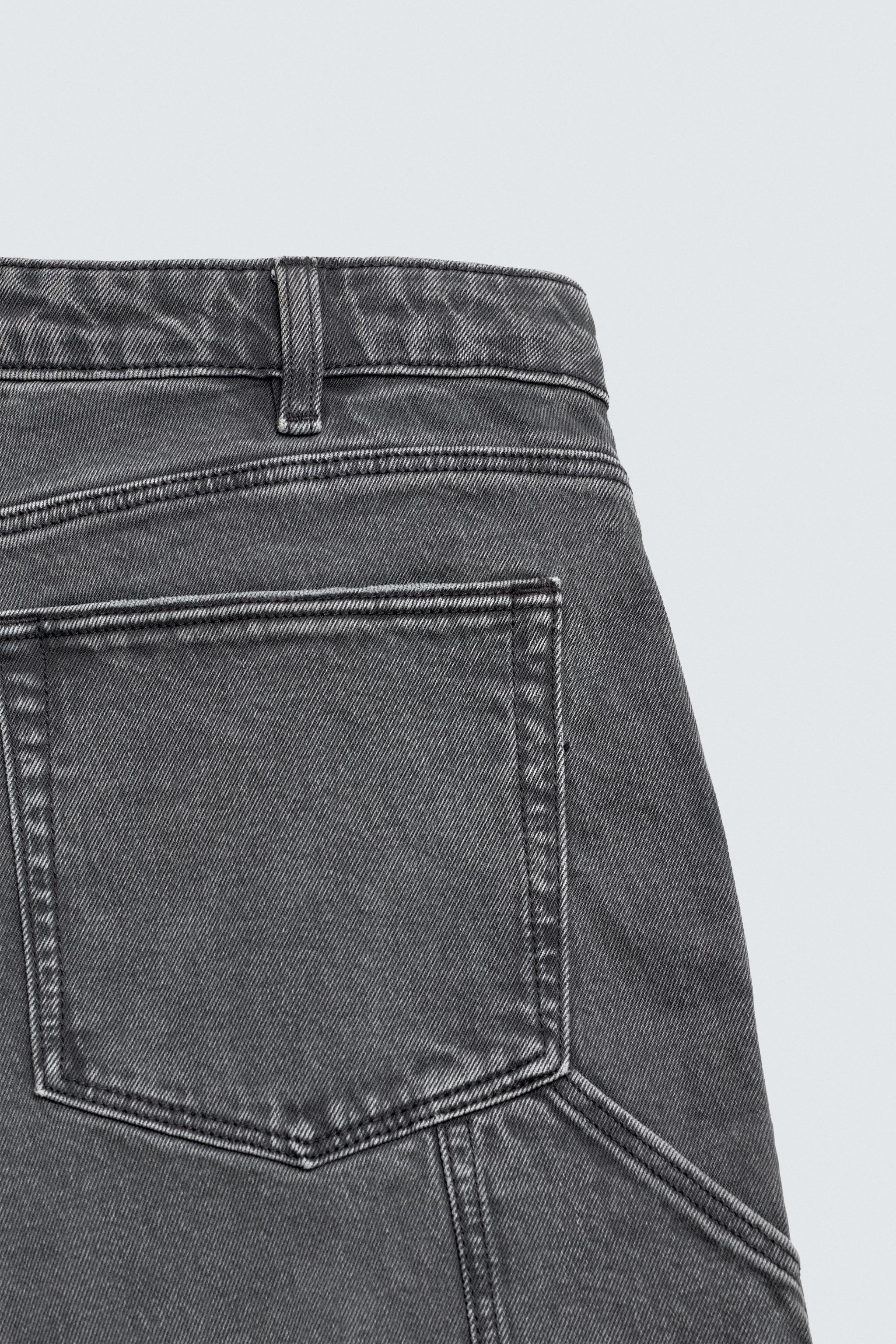 SHORT RELAXED FIT AVEC POCHE CARPENTER