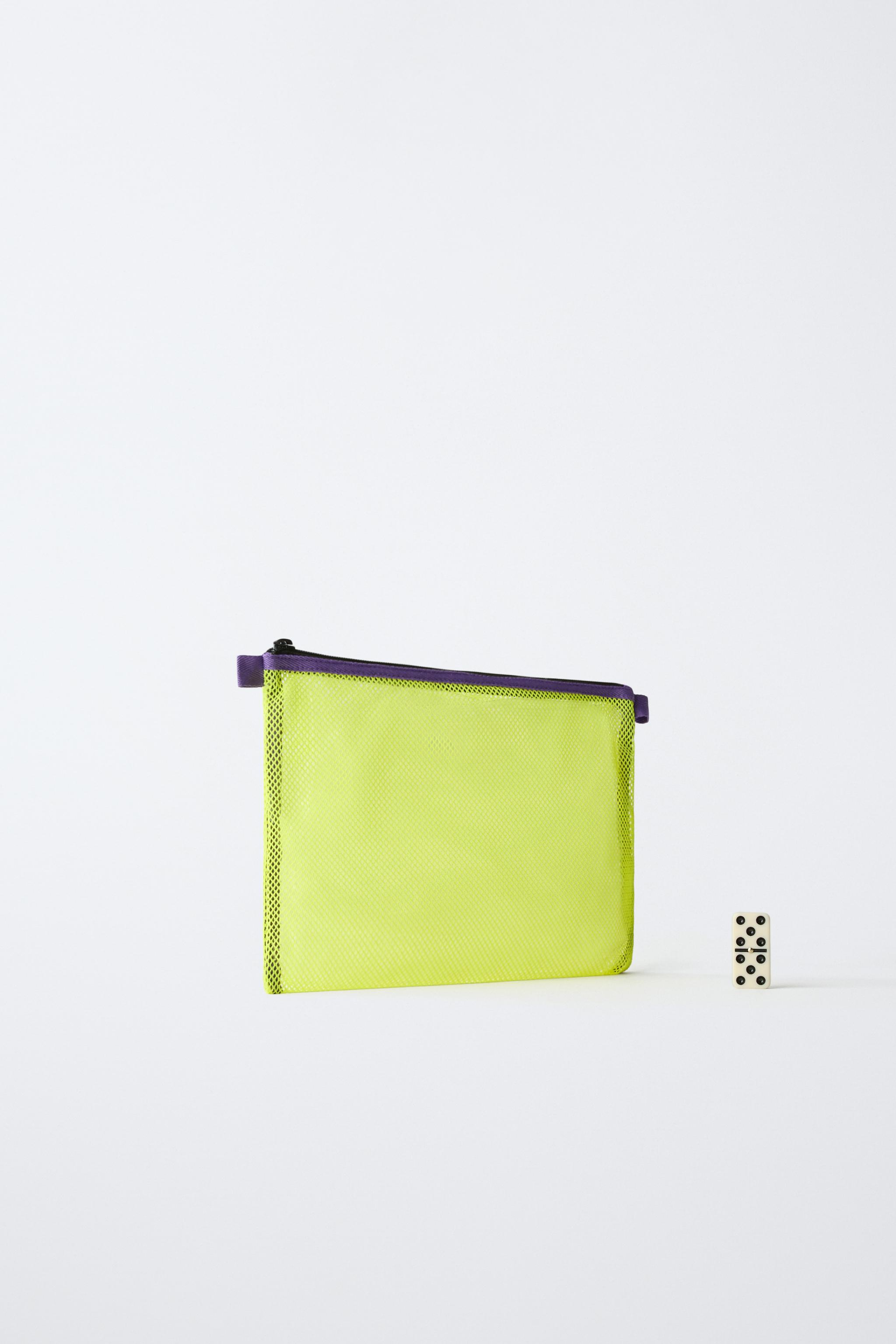 MULTI-COLOR TRAVEL BAG PACK