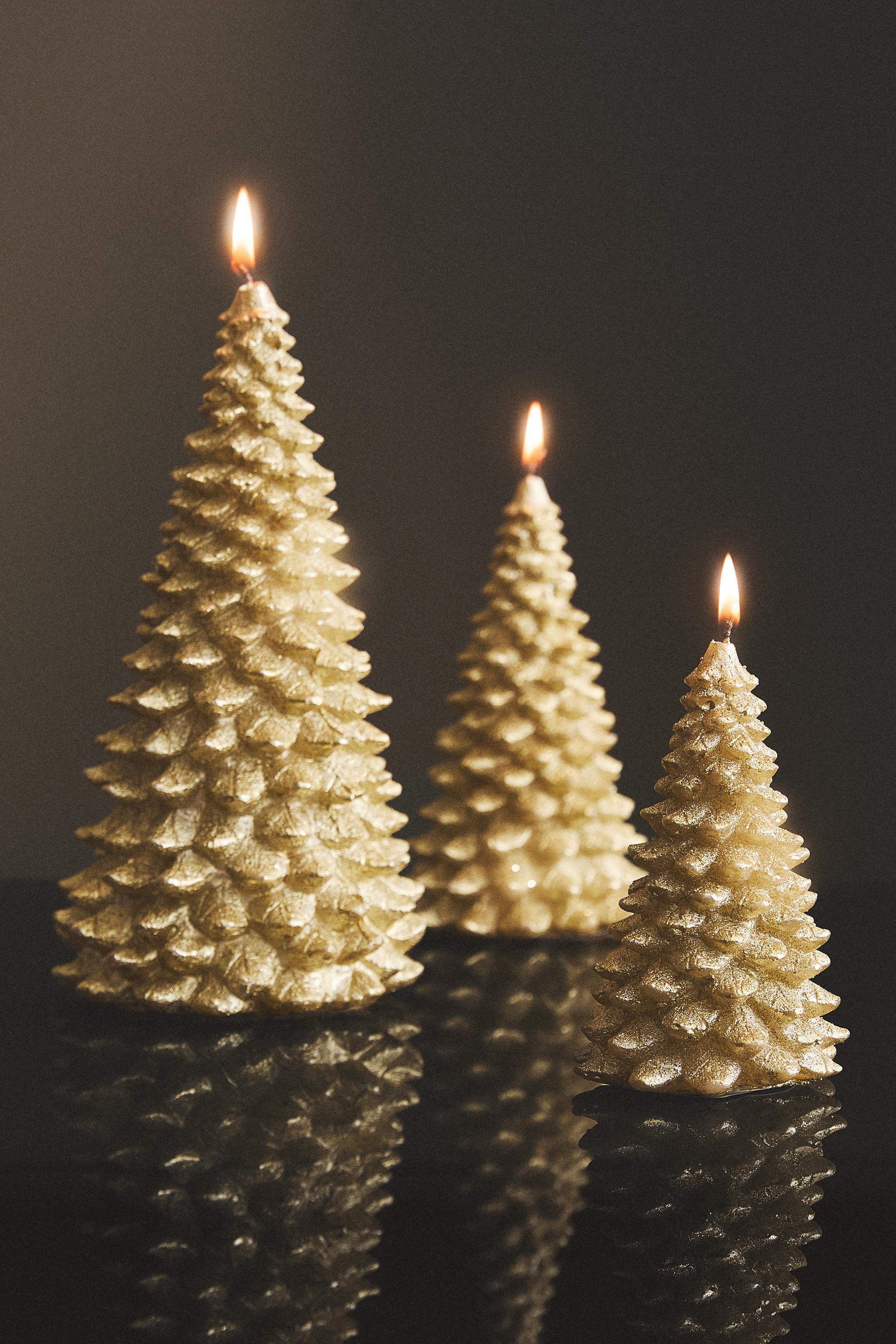 GLITTERY GOLD CHRISTMAS FIR TREE CANDLE