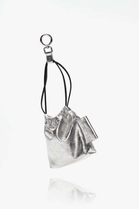 Zara LIMITED EDITION TRI-CHIC LEATHER CHARM -  - Image 0