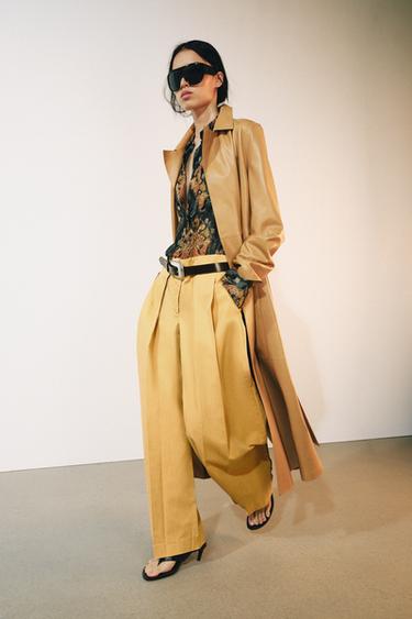 PANTALON À PLIS ZW COLLECTION - Moutarde de Zara - Image 4