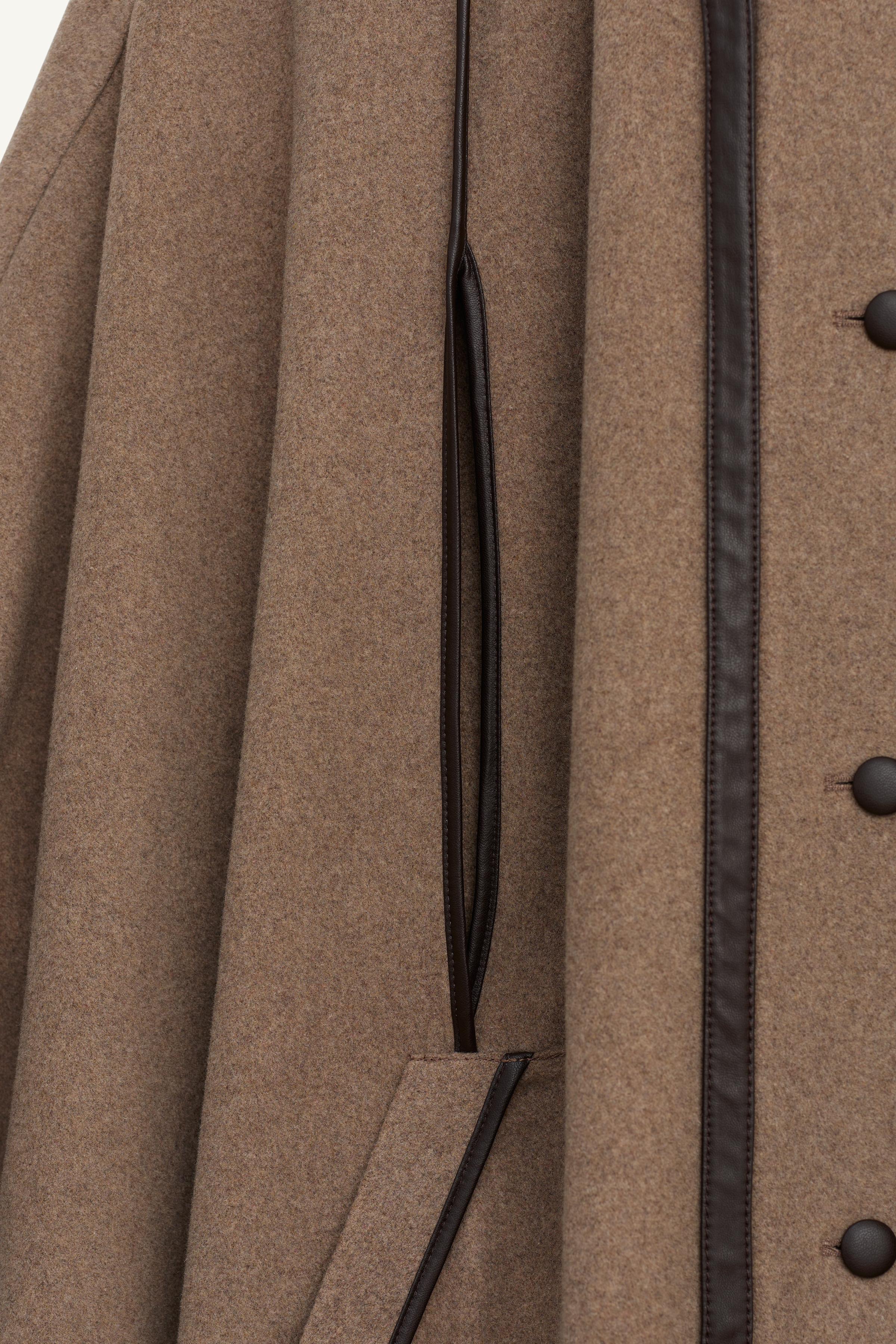 CAPE OVERSIZE AVEC LAINE ÉDITION LIMITÉE