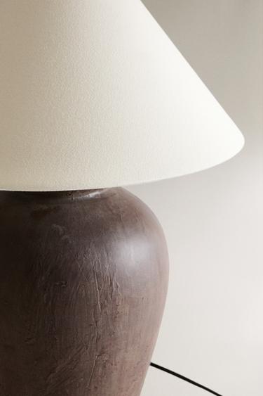 TABLE LAMP WITH CERAMIC BASE - Brown by Zara - Image 2