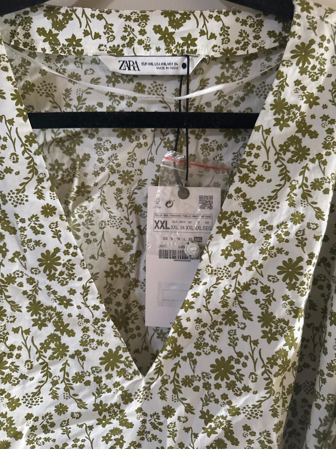 PRINTED DRESS WITH BELT - Image 3