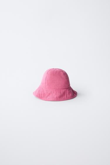 TEXTURED HAT - Fuchsia by Zara