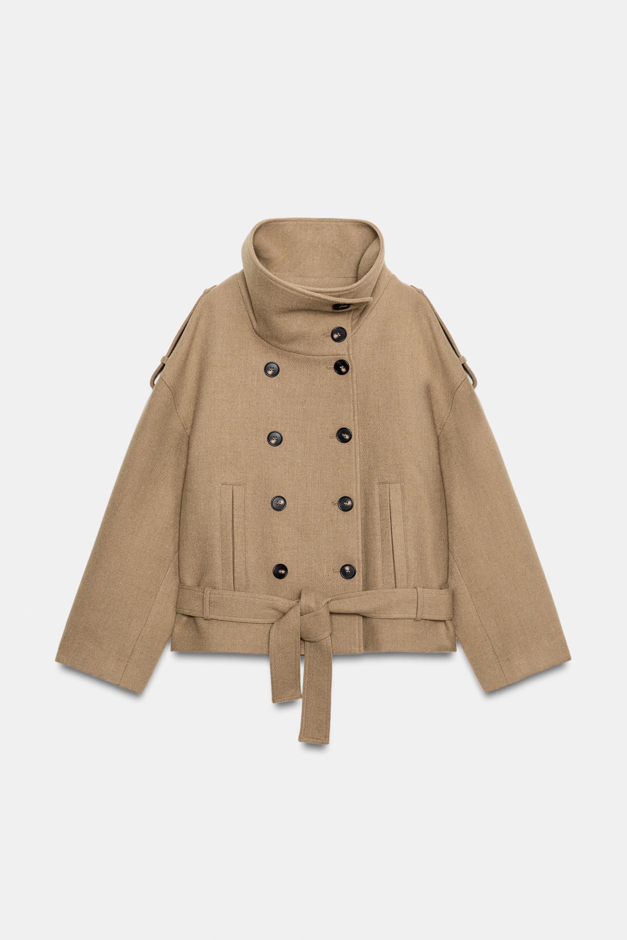 MANTEAU COURT COL MONTANT CEINTURE