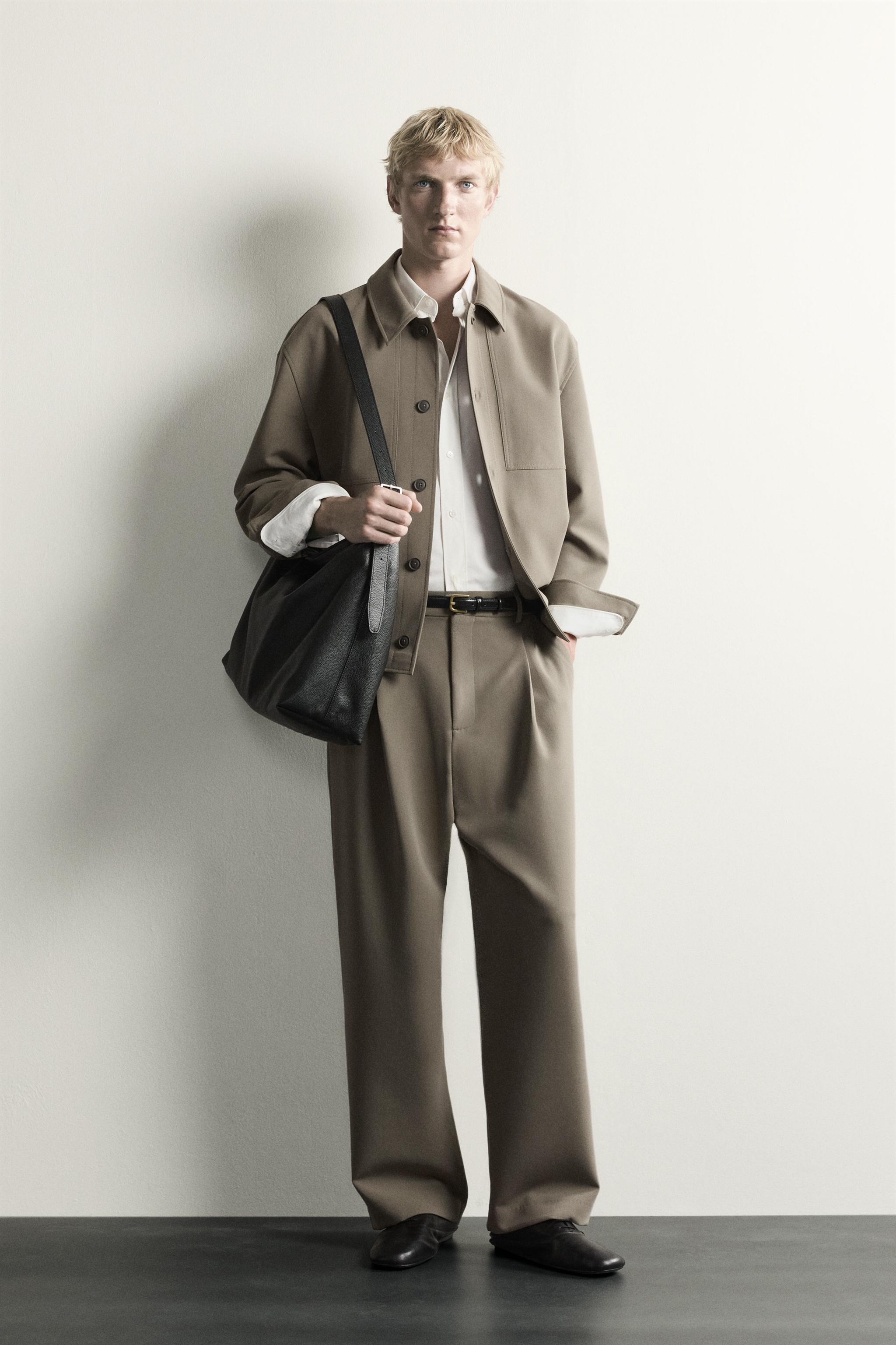 RELAXED FIT PLEATED PANTS