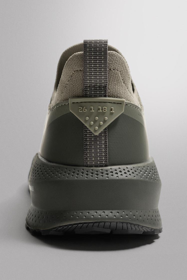 TENIS PARA CORRER 4