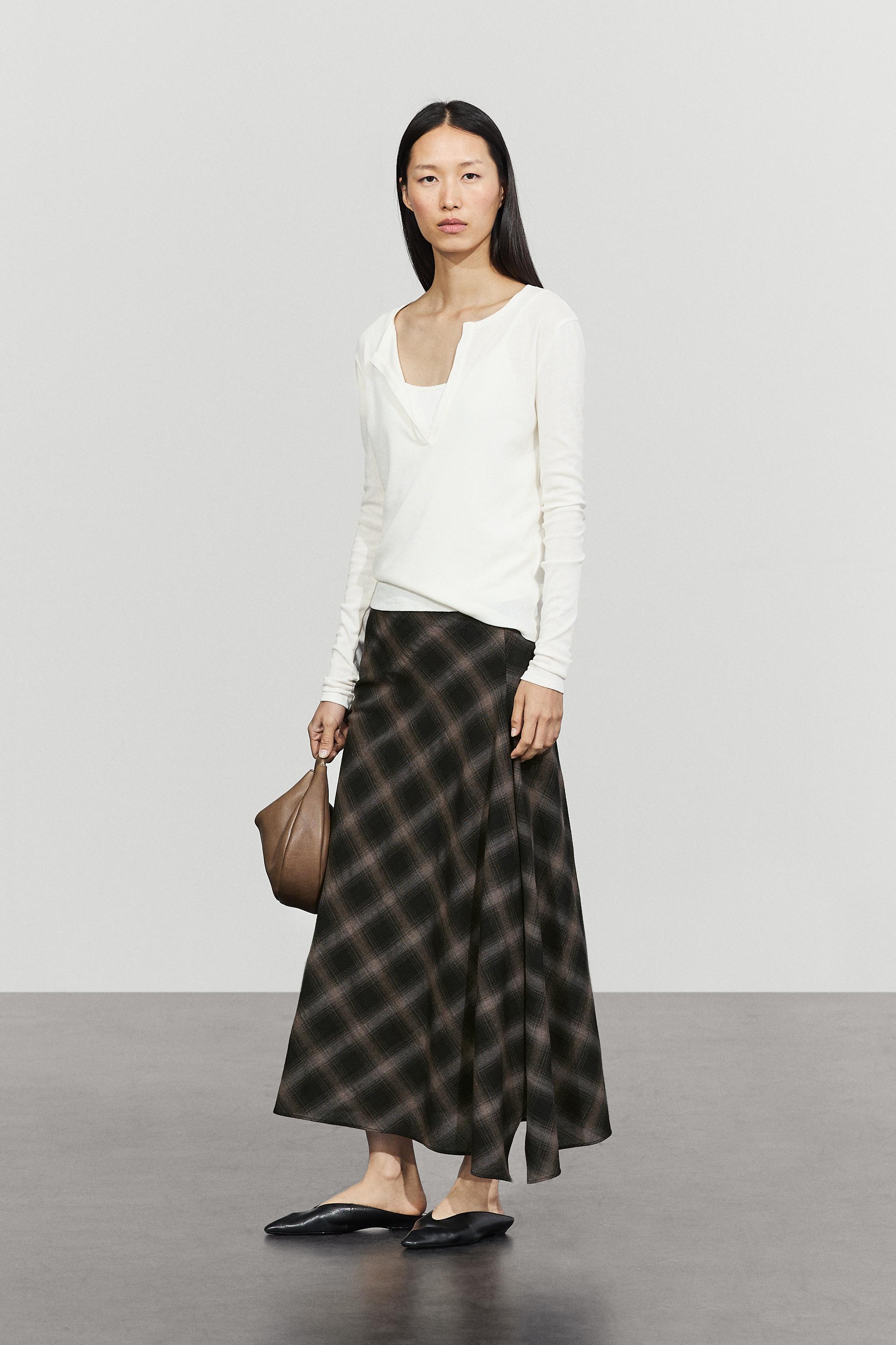 Wool-cotton blend check midi skirt with split
