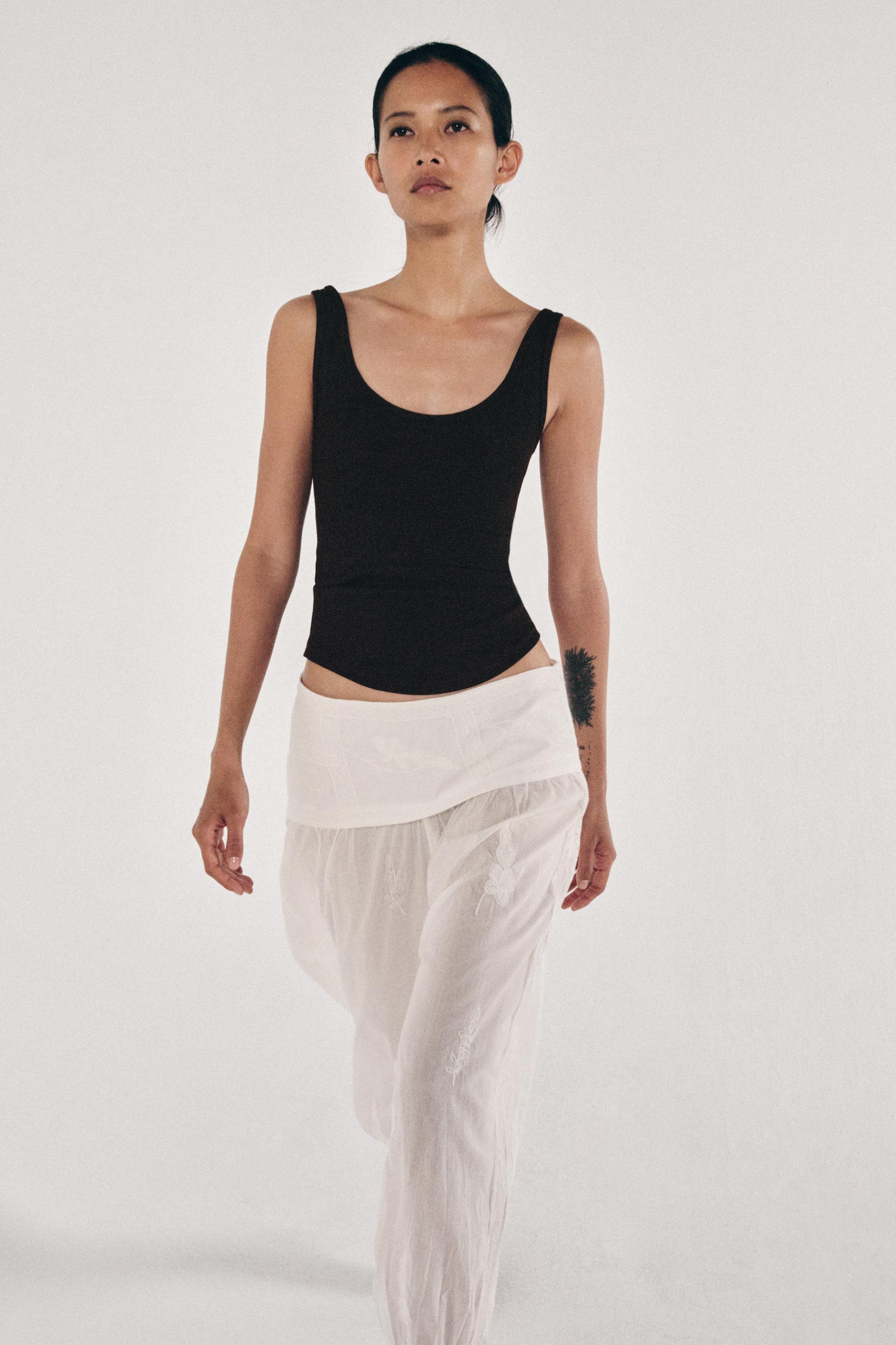 RUSTIC RIB TOP