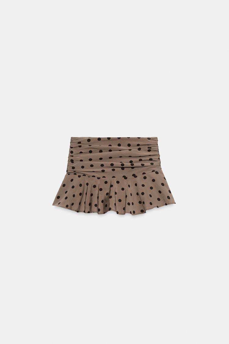 Falda pantalón fruncida con lunares y vuelo 7