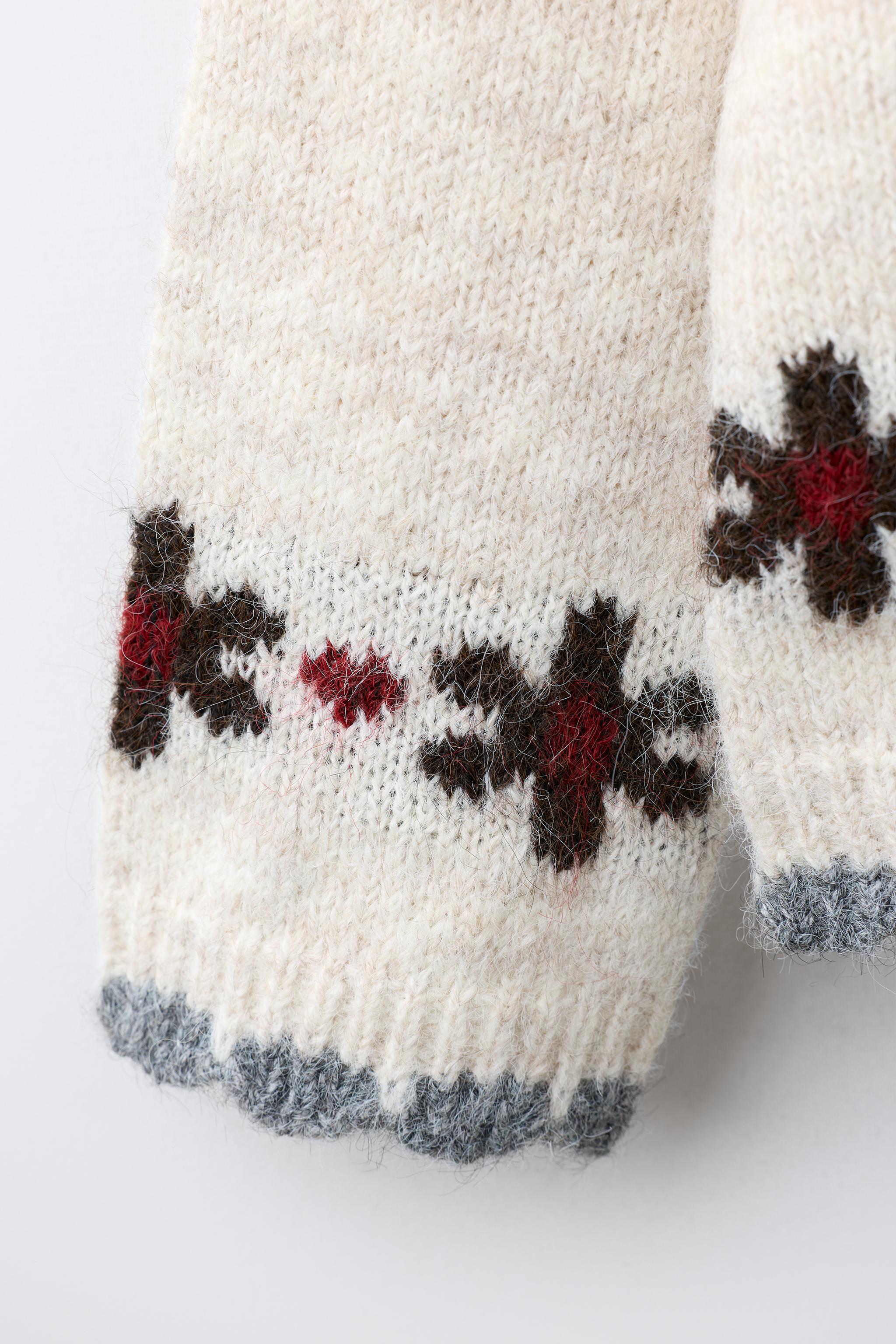 EMBROIDERED PETER PAN COLLAR JUMPER